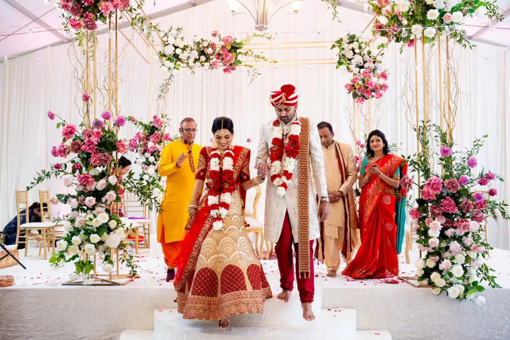 Checklist of Fun Things to Do Before, During, and After the Wedding